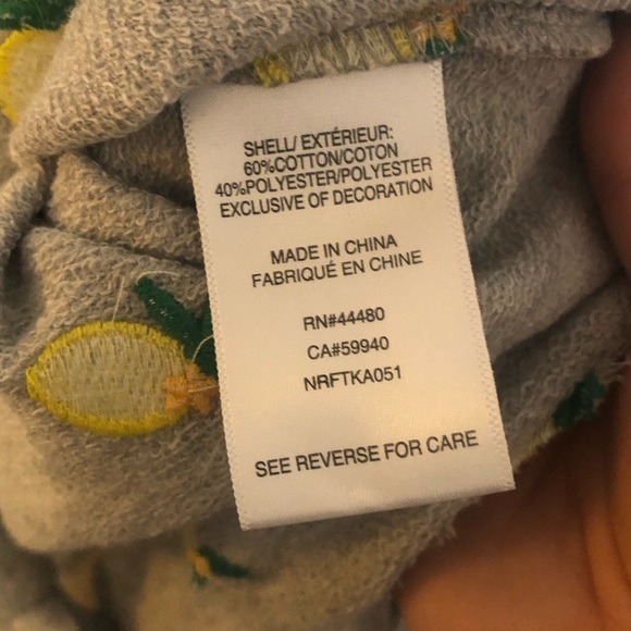 Nordstrom embroidered lemon 🍋 sweater - Picture 6 of 6